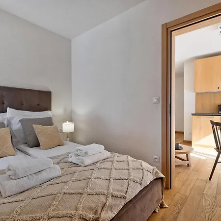 Aparthotel Monte House Odkryj