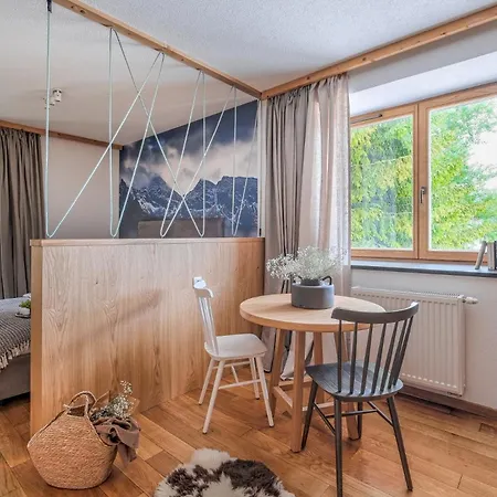 Monte House Odkryj