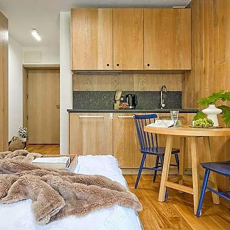 Apartahotel Monte House Apartments, Odkryj-zakopane 3*